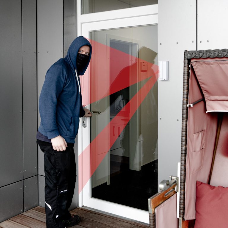 Einbruchsversuch verhindert durch Fassadenüberwachung Braasch-Sicherheit